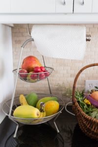 https://allmodernmommy.com/organizing-tips-for-kitchen/