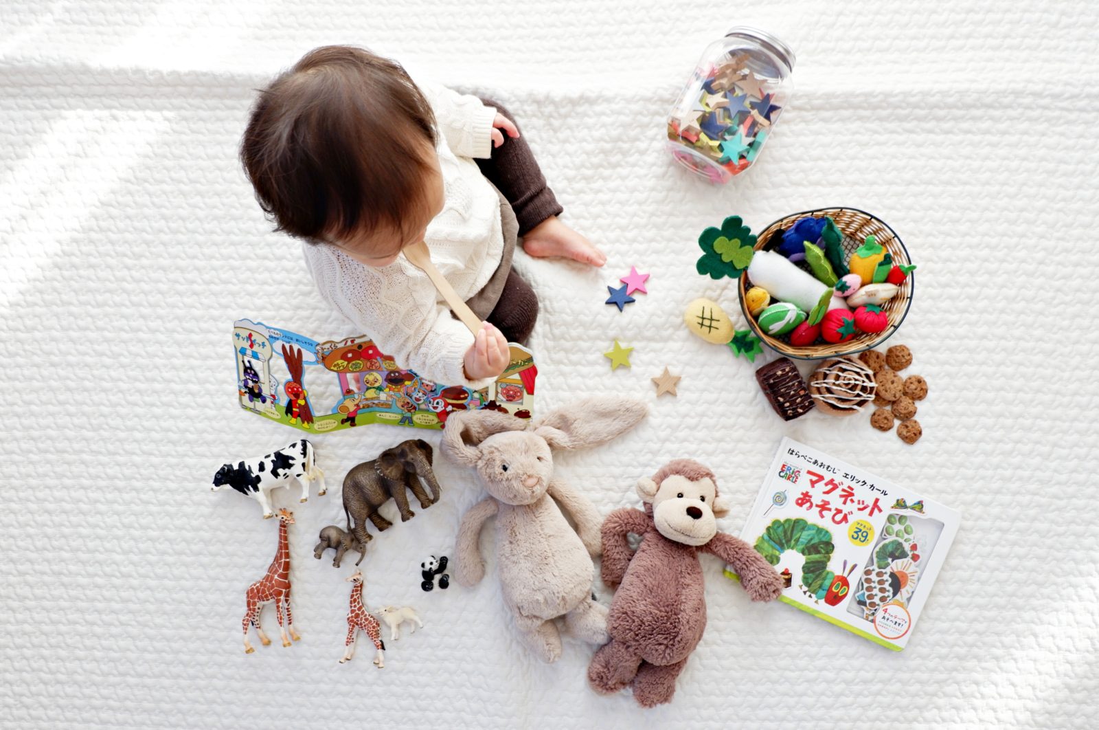 50 Indoor Activities To Do With Preschoolers