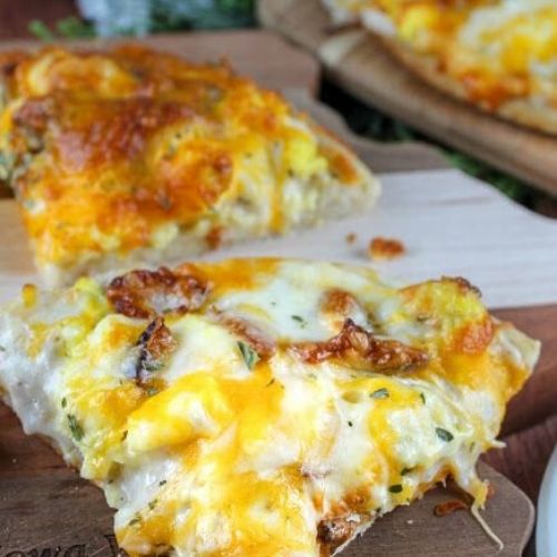 Bacon Eggs and Cheese Breakfast Pizza
